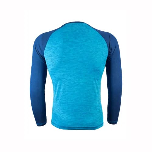 camiseta tecnica modelo corum detras