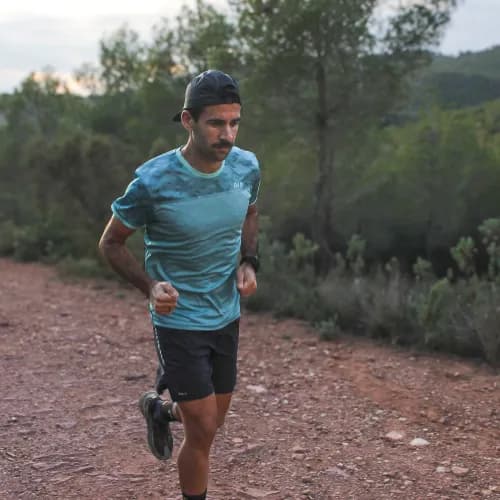 modelo camiseta tecnica esmeralda diamond